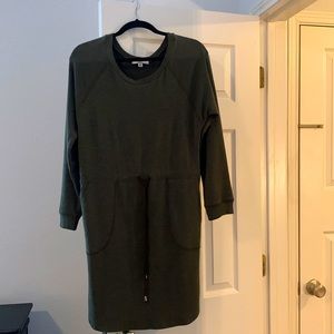 Sweatshirt dress